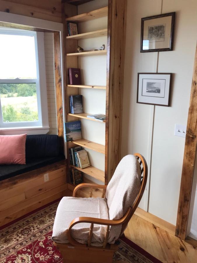 Maregold Centre - Juniper Cabin And Rose Cabin Victoria Beach Екстер'єр фото